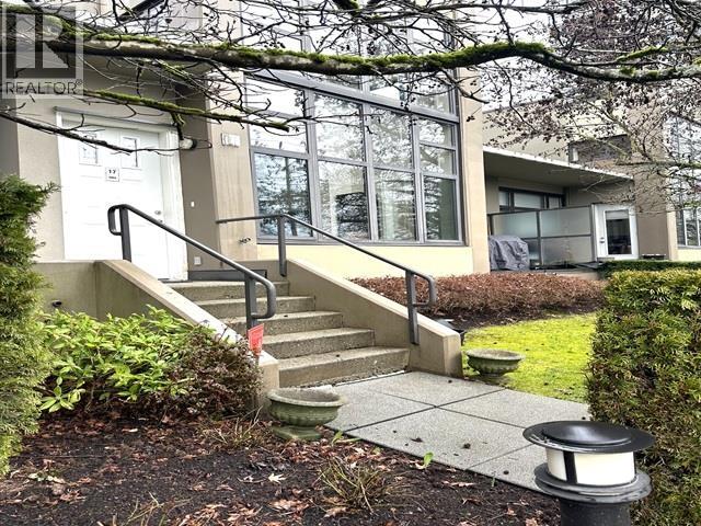 Th17 2345 Madison Avenue, Burnaby, British Columbia  V5C 0B4 - Photo 2 - R3154013