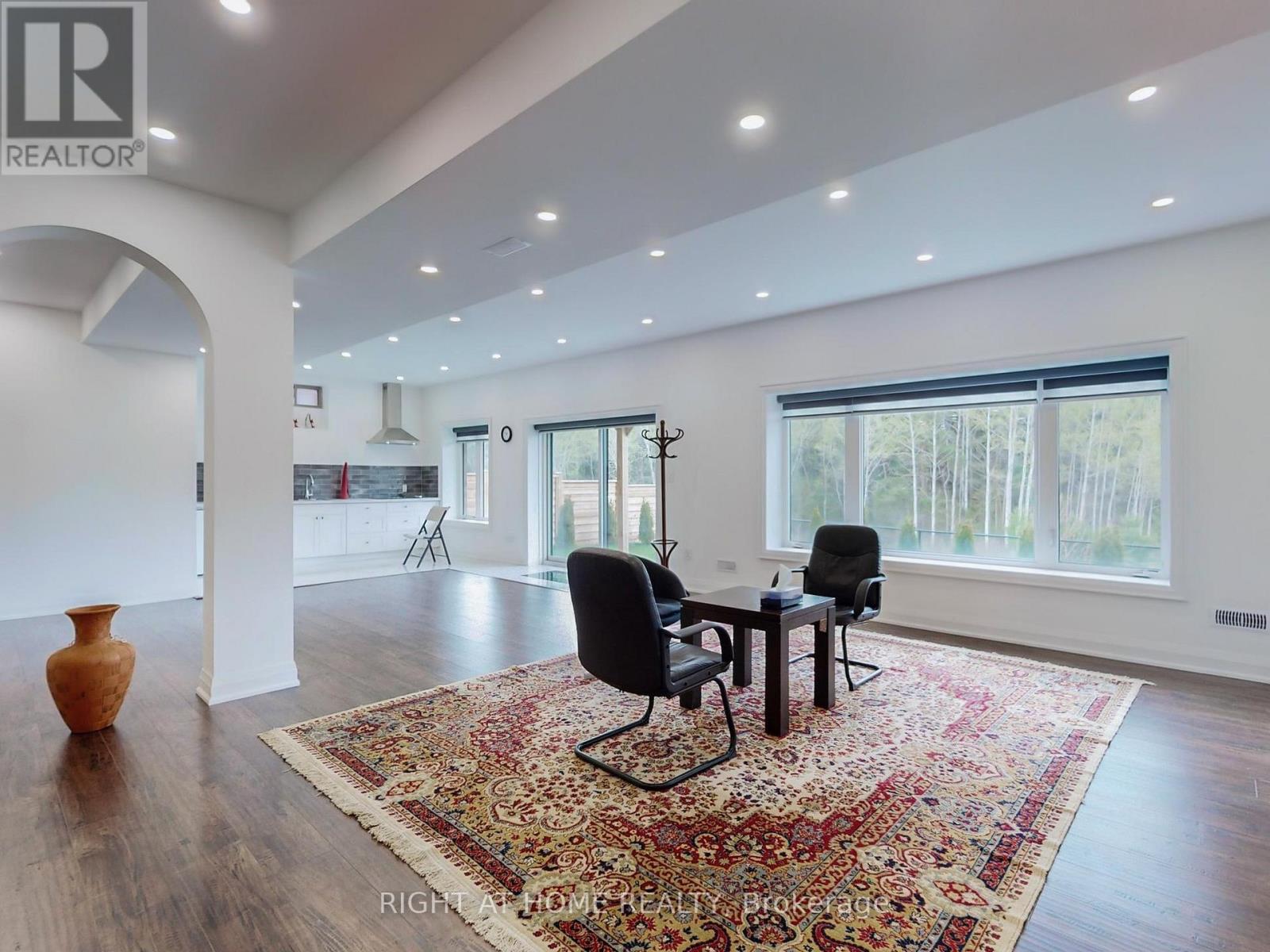 216 Sunset Vista Court E, Aurora, Ontario  L4G 3Y1 - Photo 22 - N13668856