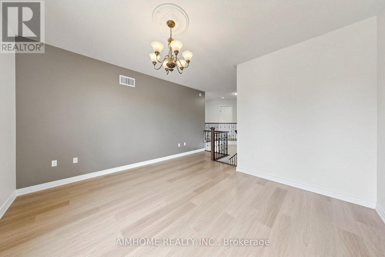 87 River Ridge Boulevard, Aurora, Ontario  L4G 7T9 - Photo 27 - N13668886
