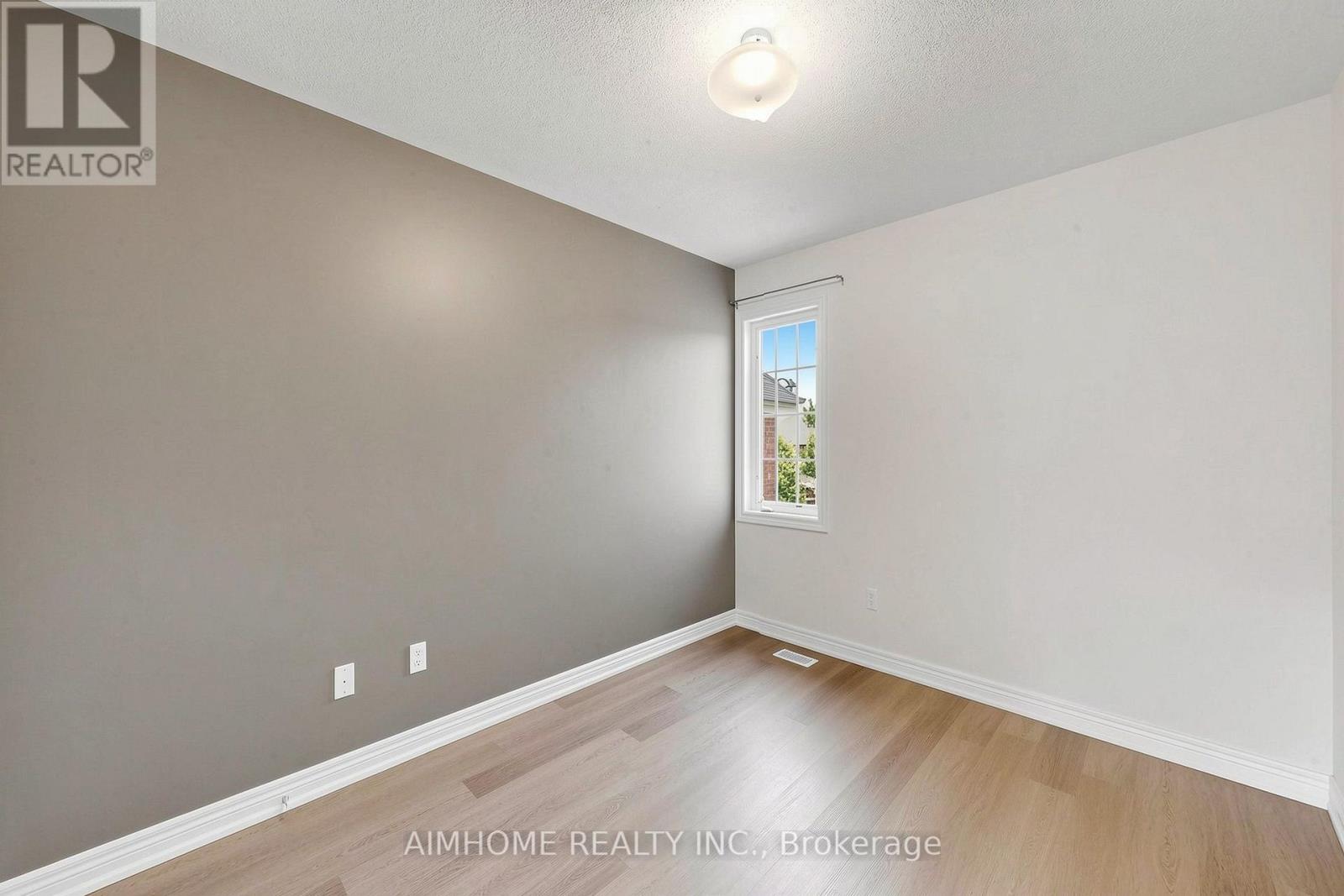 87 River Ridge Boulevard, Aurora, Ontario  L4G 7T9 - Photo 34 - N13668886