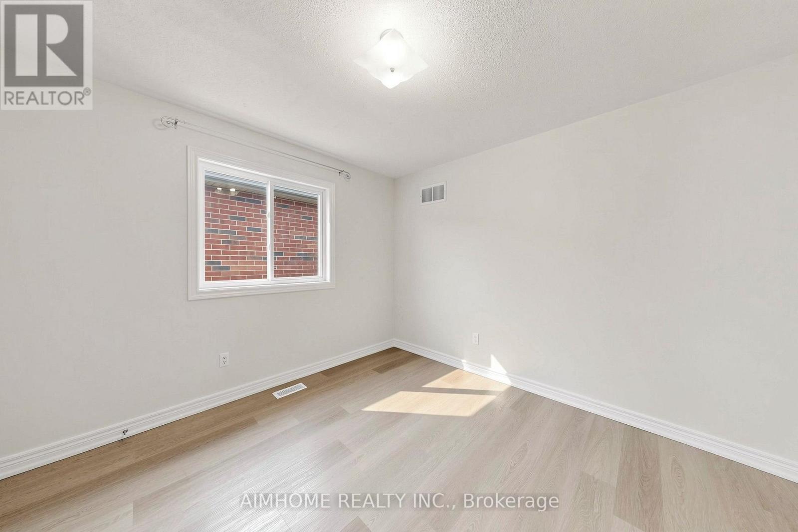 87 River Ridge Boulevard, Aurora, Ontario  L4G 7T9 - Photo 37 - N13668886