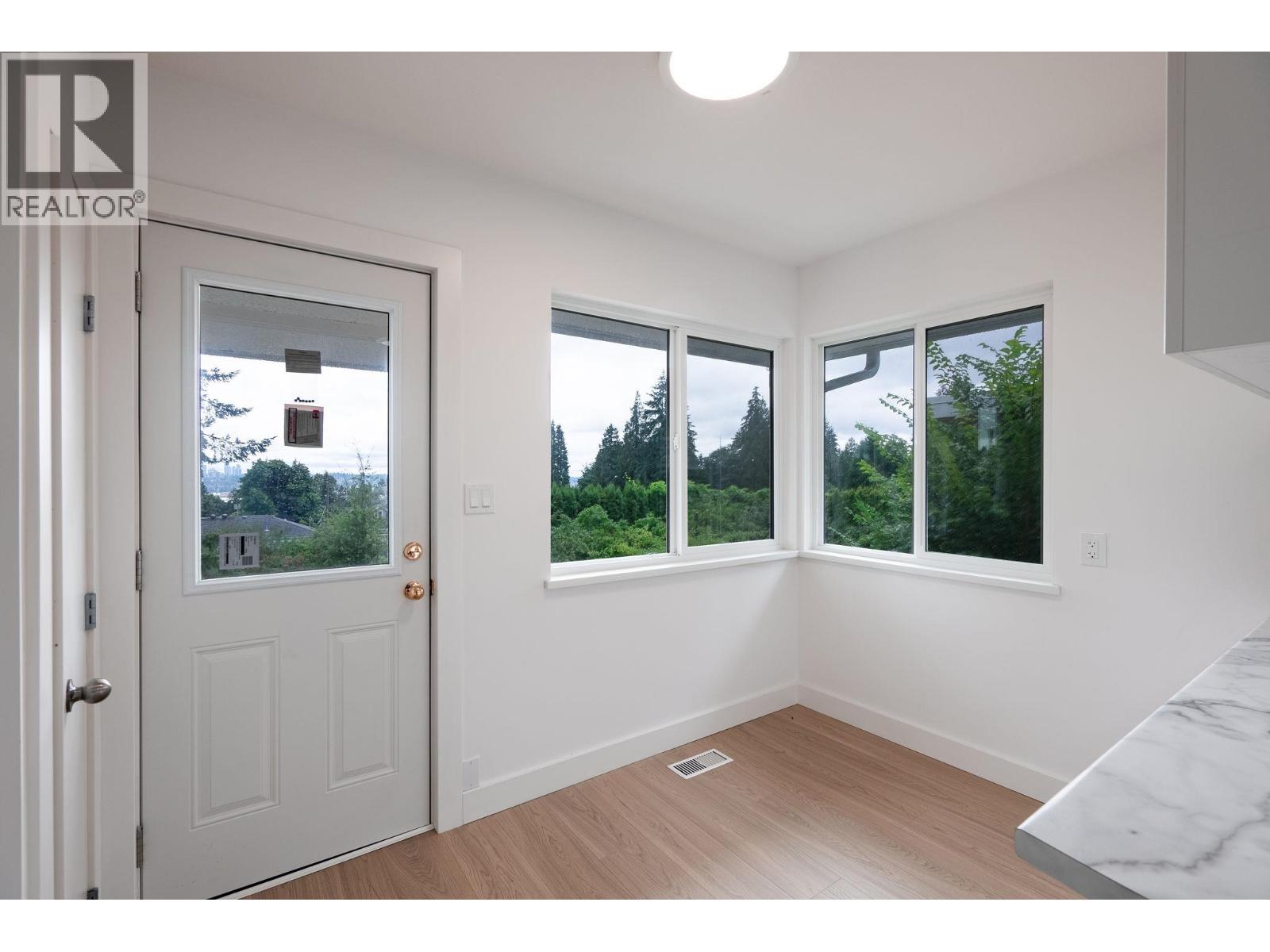 1410 Dansey Avenue, Coquitlam, British Columbia  V3K 3H8 - Photo 13 - R3155291