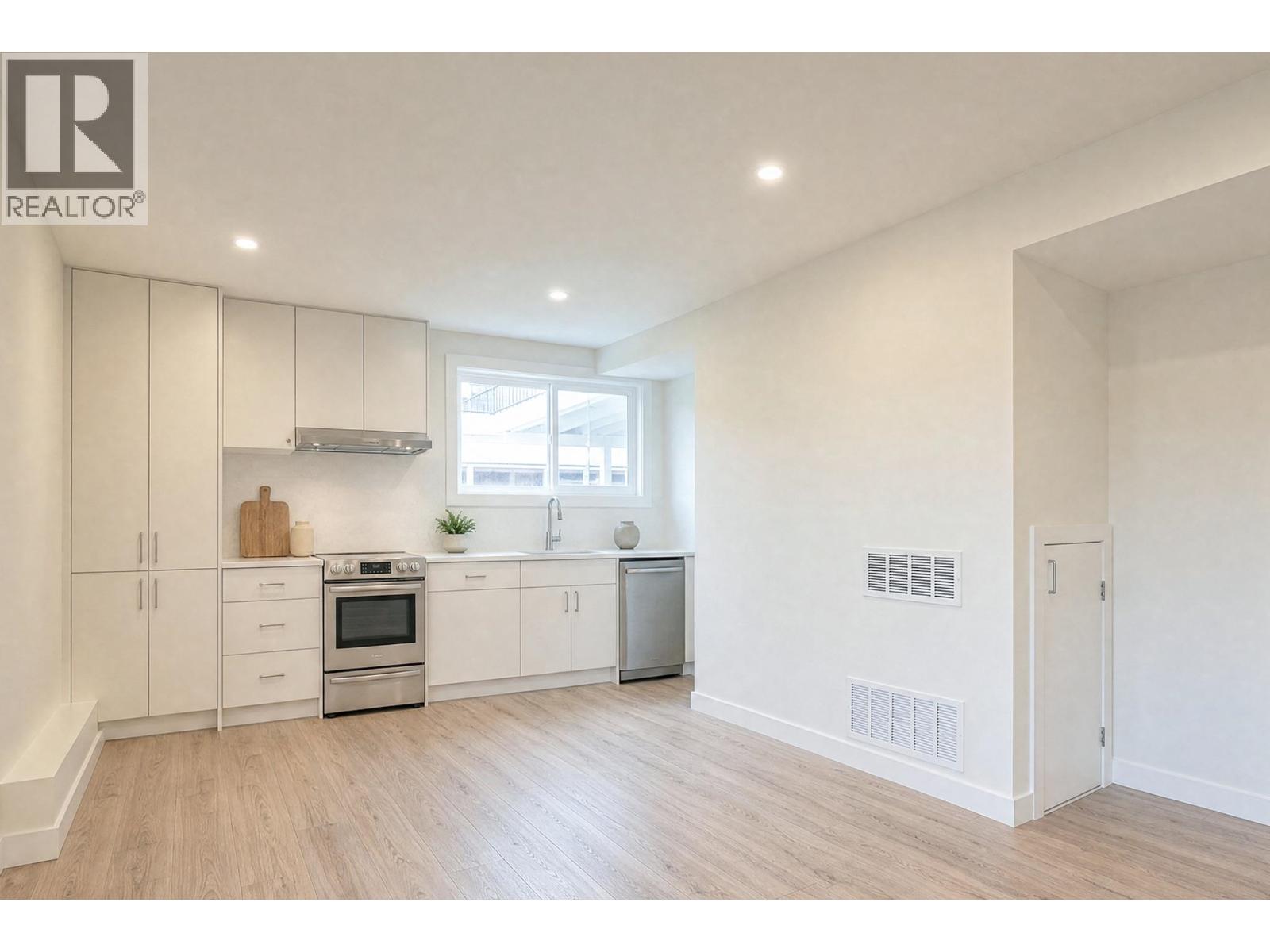 1410 Dansey Avenue, Coquitlam, British Columbia  V3K 3H8 - Photo 30 - R3155291
