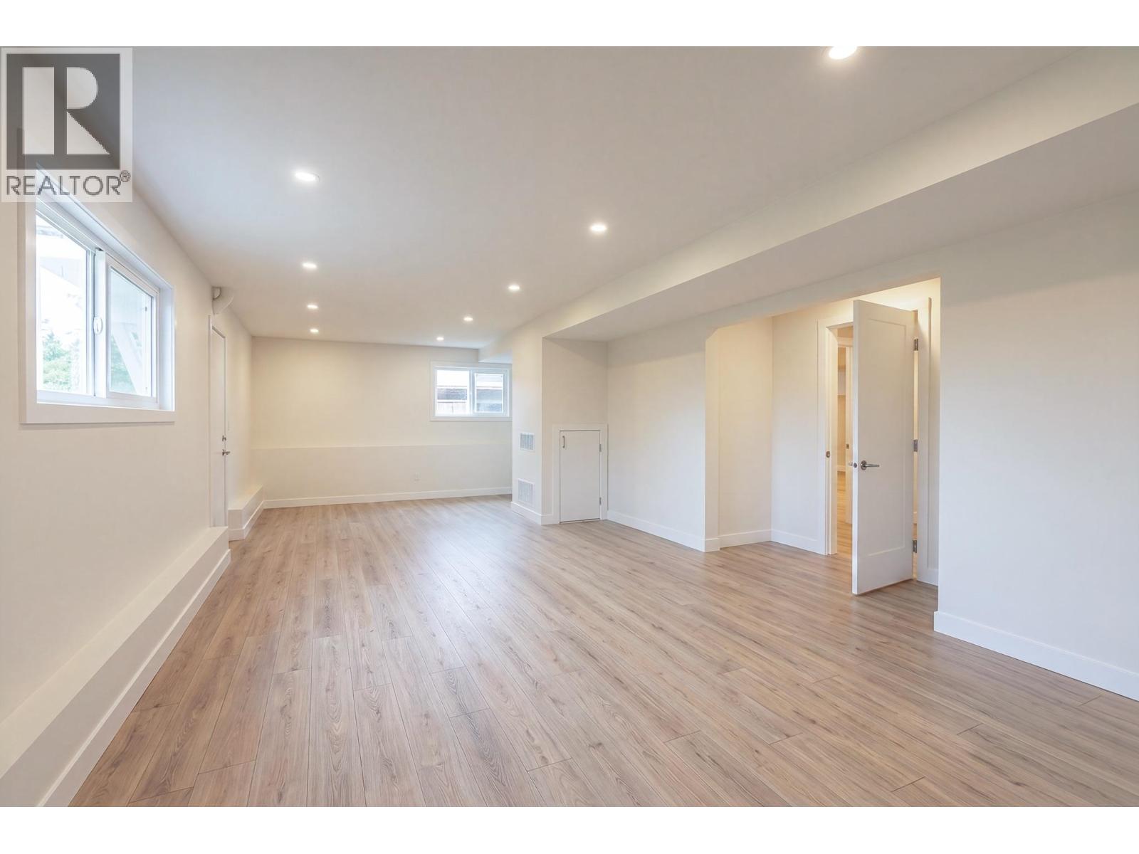 1410 Dansey Avenue, Coquitlam, British Columbia  V3K 3H8 - Photo 33 - R3155291