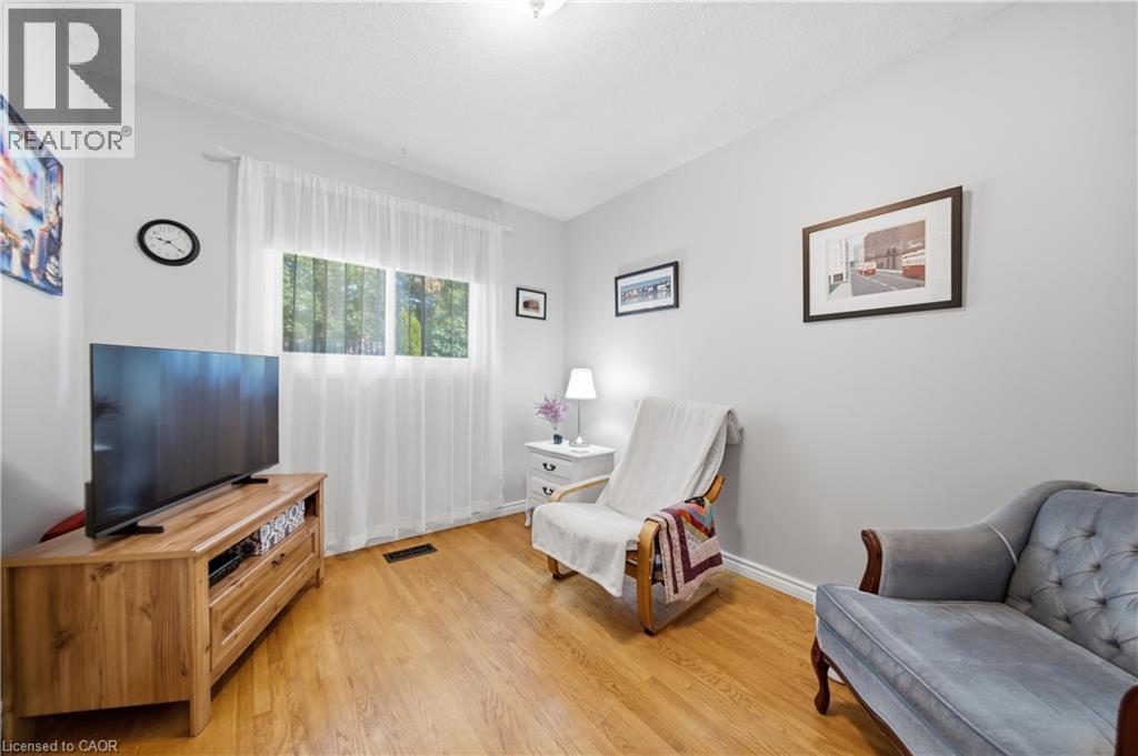 22 Mountford Drive, Guelph, Ontario  N1E 6E9 - Photo 20 - 40852699