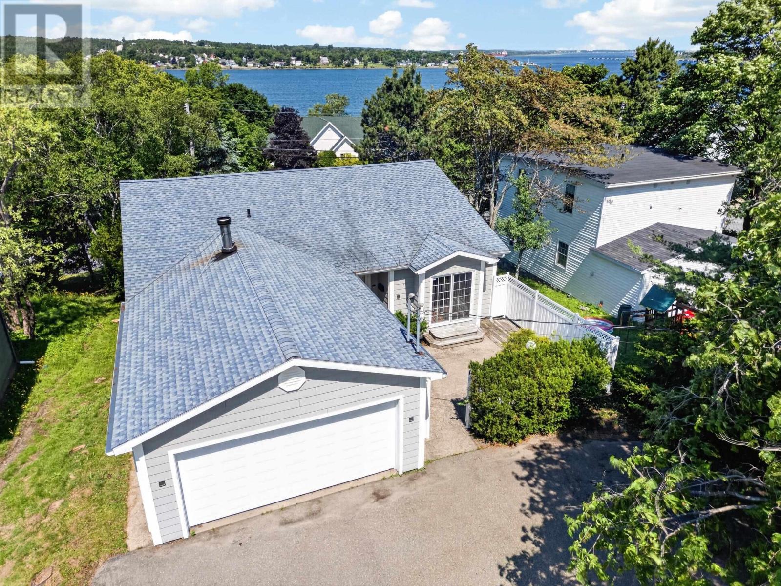28 Old Kings Road, Sydney, Nova Scotia  B1S 2B5 - Photo 4 - 202604872