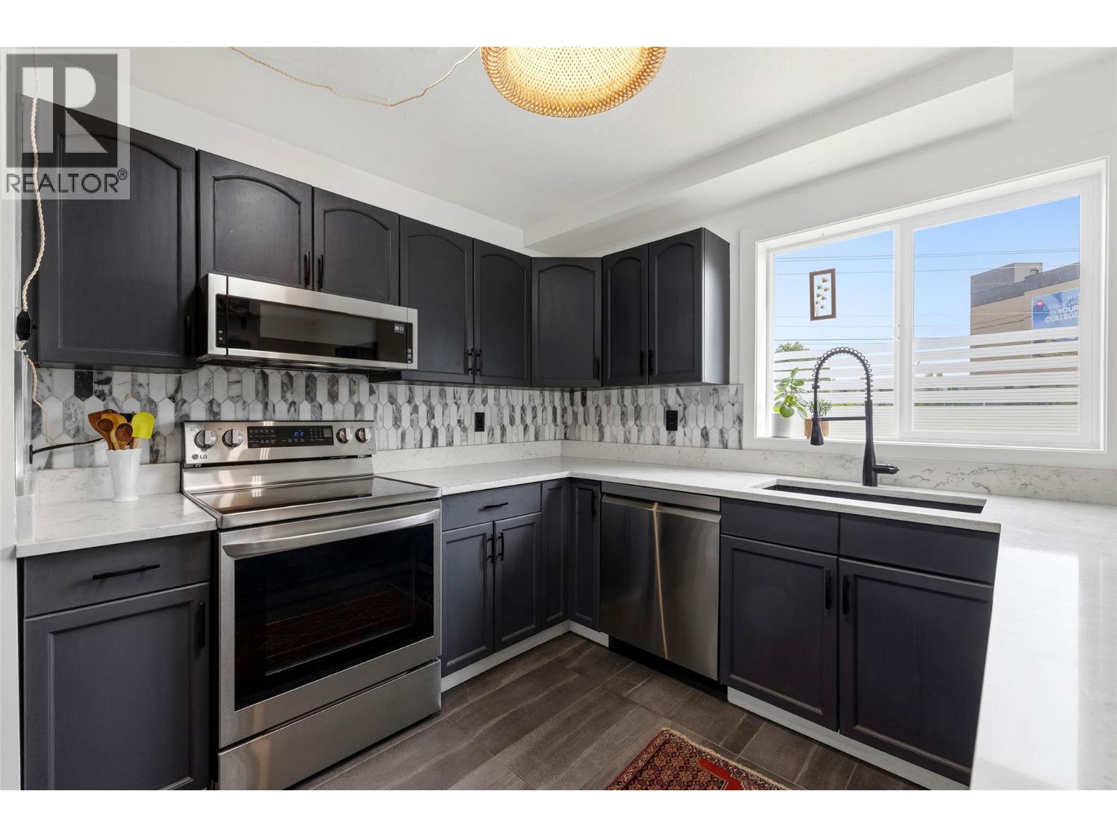 3160 Casorso Road Unit# 214, Kelowna, British Columbia  V1W 3L7 - Photo 2 - 10389713