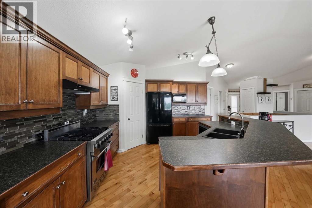 2 Estella Crescent, Lacombe, Alberta  T4L 2M4 - Photo 17 - A2336783