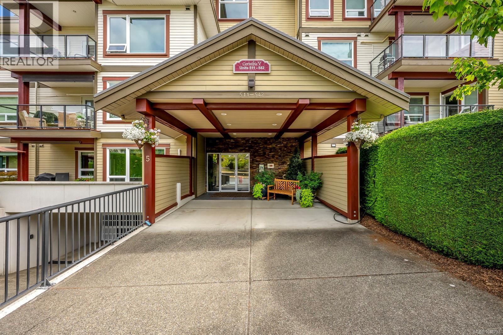 511 3666 Royal Vista Way, Courtenay, British Columbia  V9N 9X8 - Photo 7 - 1046783