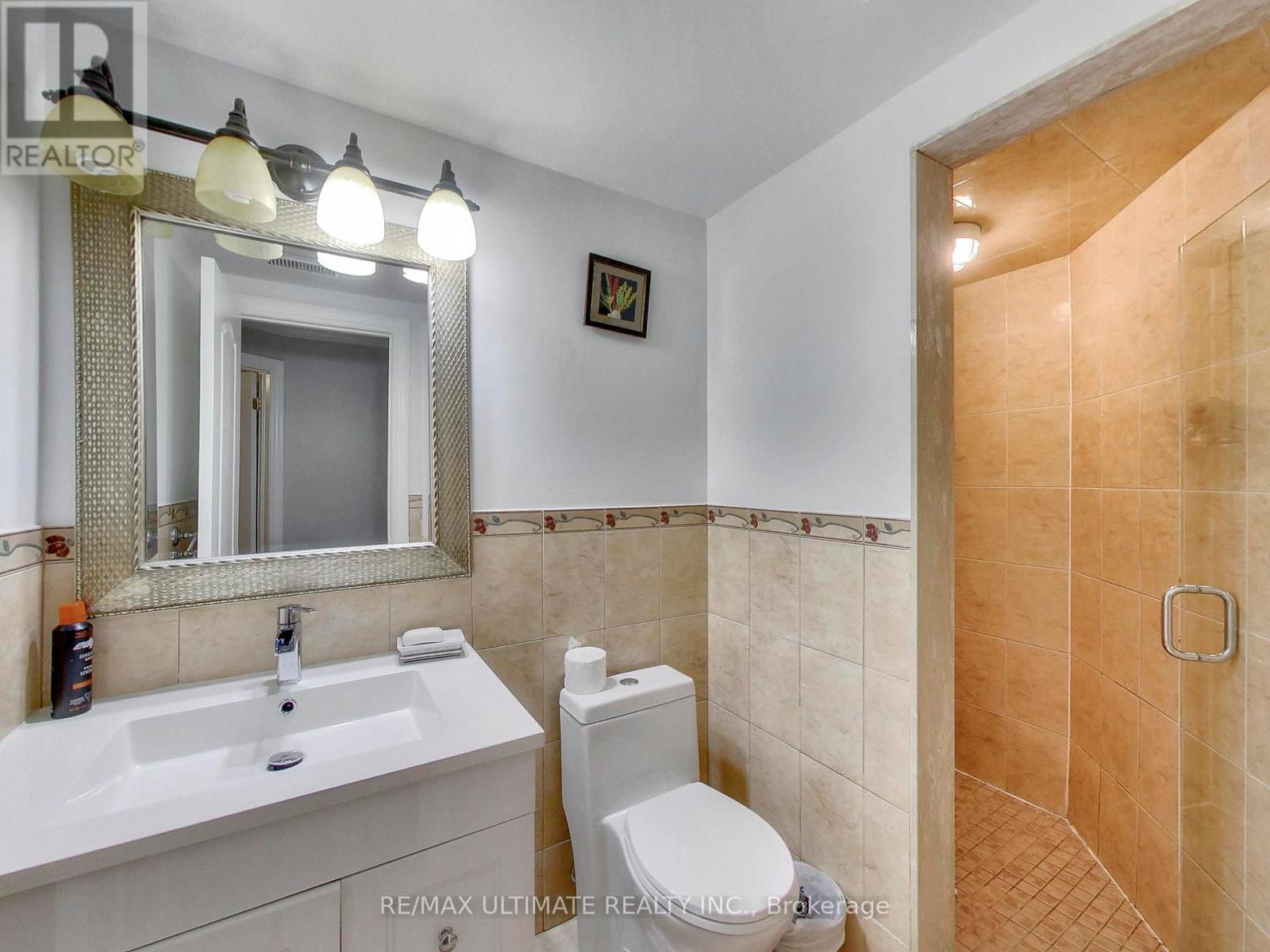 26 Dynevor Road, Toronto, Ontario  M6E 3X1 - Photo 30 - W13668896