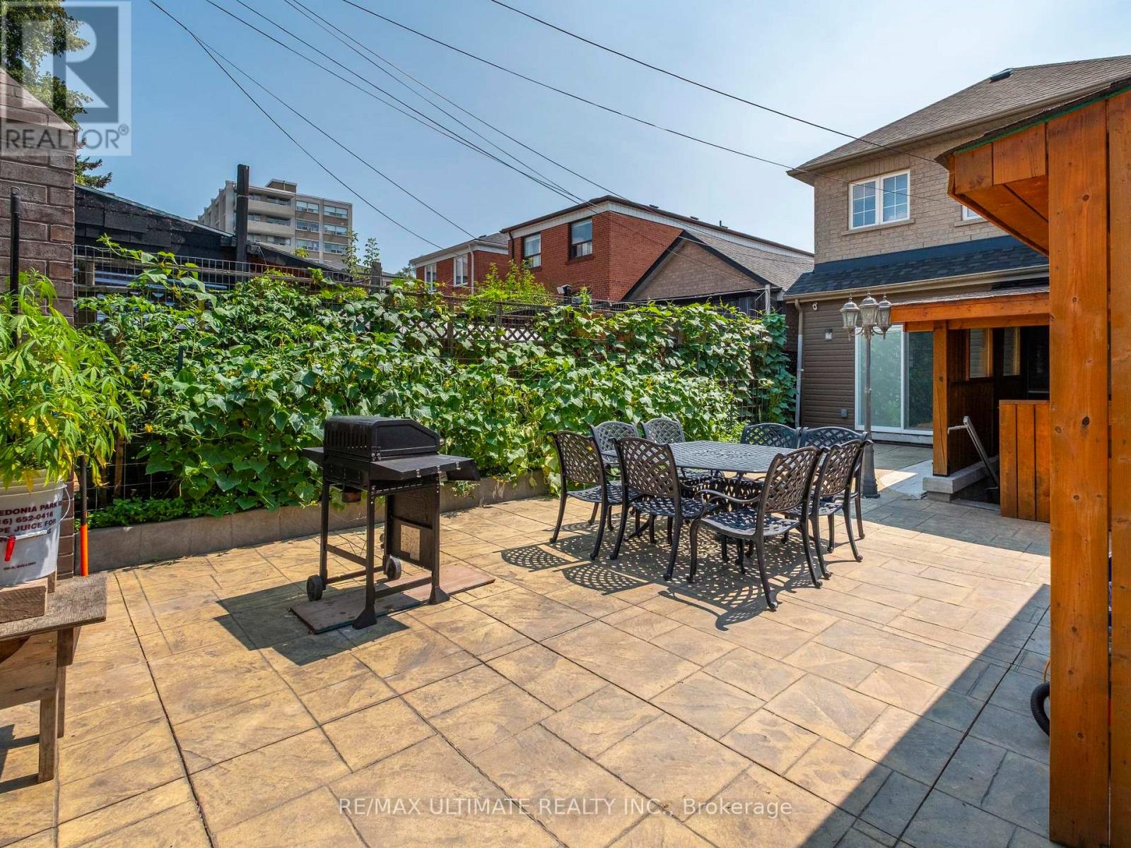 26 Dynevor Road, Toronto, Ontario  M6E 3X1 - Photo 32 - W13668896