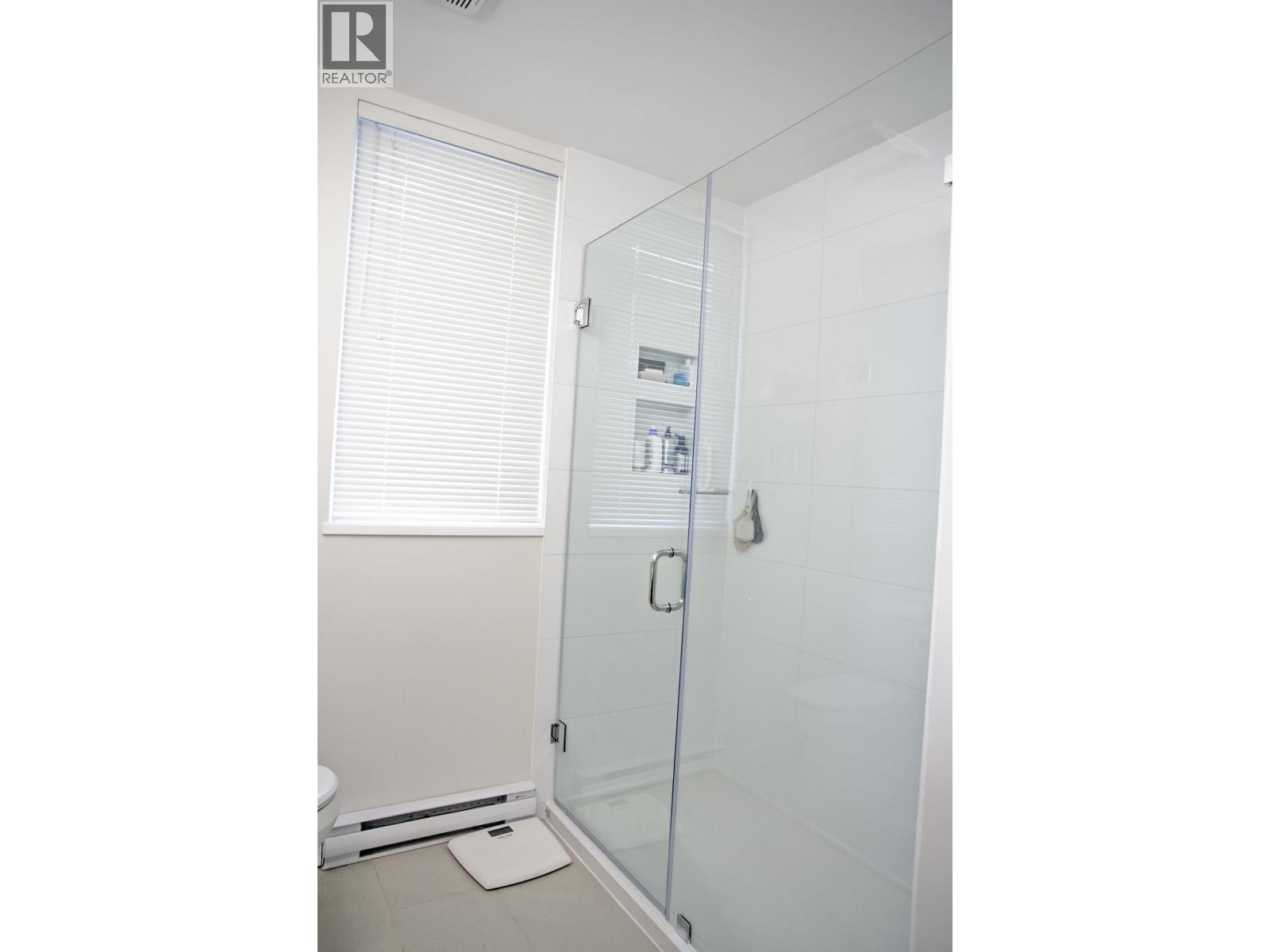 5915 Beachgate Lane, Sechelt, British Columbia  V7Z 0A4 - Photo 16 - R3110913