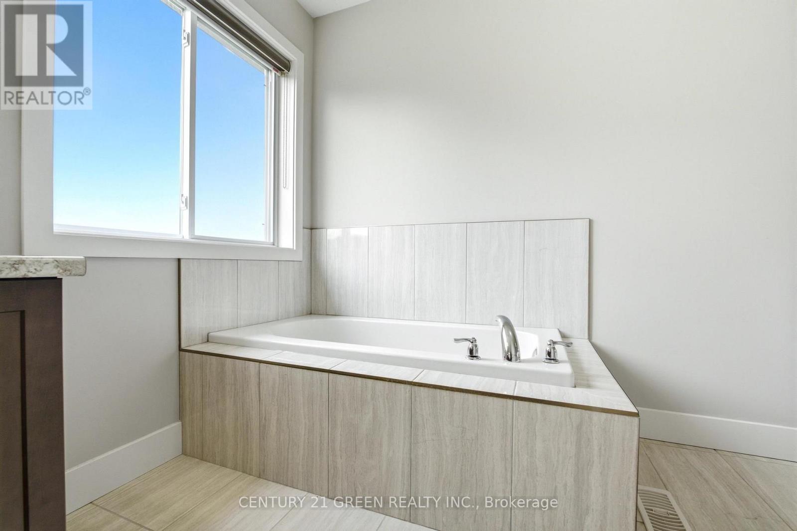 1400 Sandbar Street, London North, Ontario  N6G 0G8 - Photo 30 - X13668846