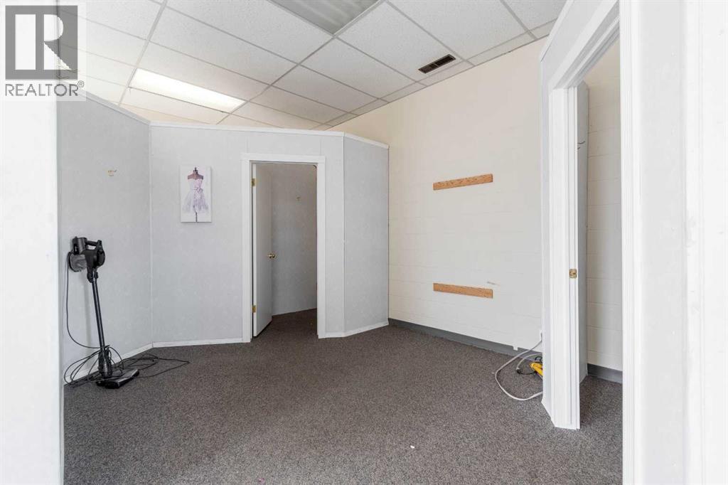 957 South Railway Street SE, Medicine Hat, Alberta  T1A 2W3 - Photo 12 - A2205194