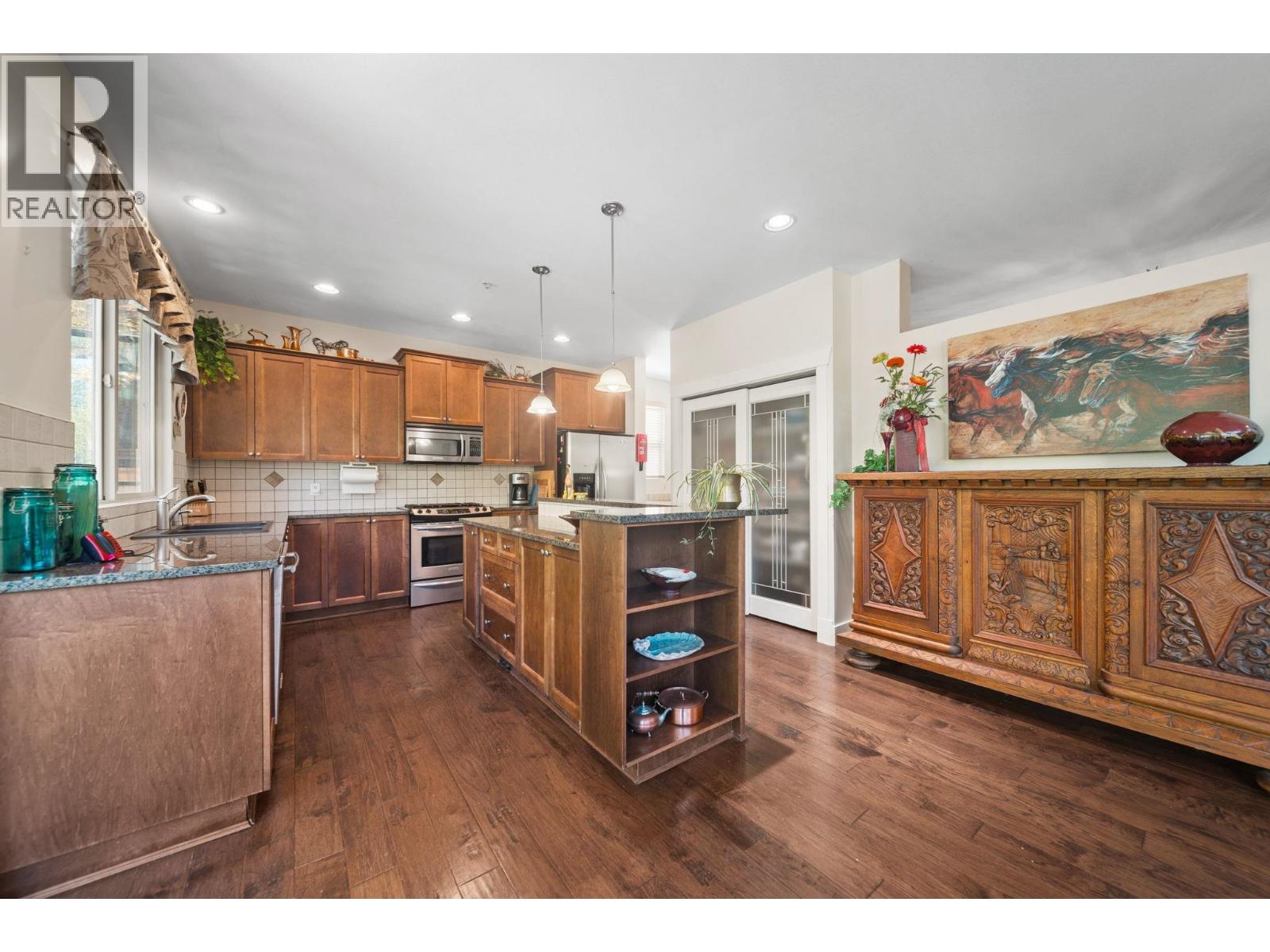 24781 Mcclure Drive, Maple Ridge, British Columbia  V2W 0A5 - Photo 3 - R3155256