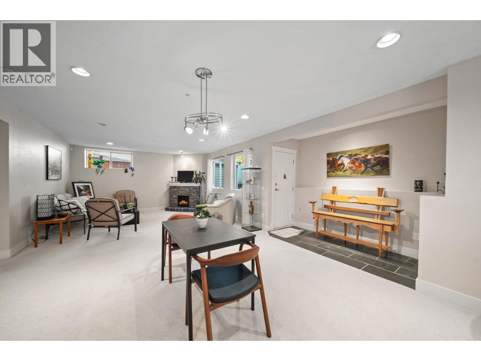 24781 Mcclure Drive, Maple Ridge, British Columbia  V2W 0A5 - Photo 18 - R3155256