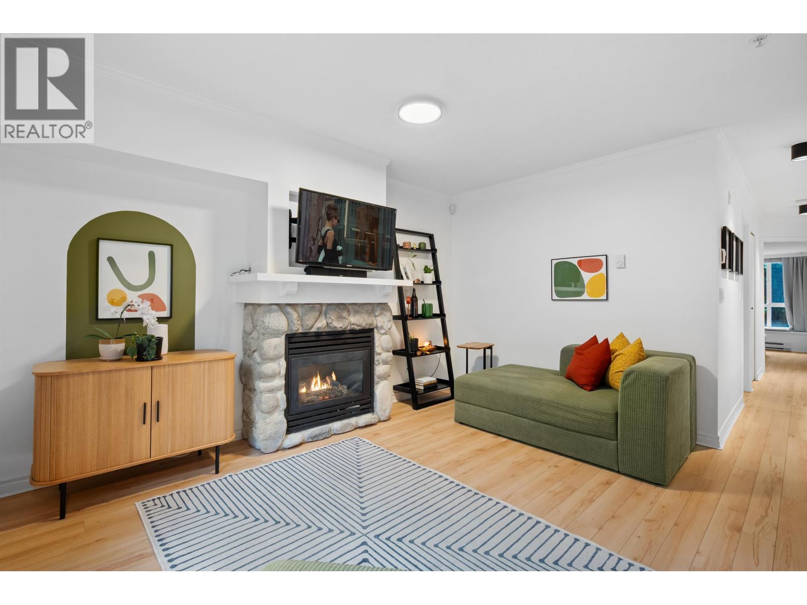 3 1005 Lynn Valley Road, North Vancouver, British Columbia  V7J 1Z6 - Photo 6 - R3143128