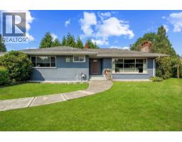 3455 HIGHLAND BOULEVARD, North Vancouver, British Columbia