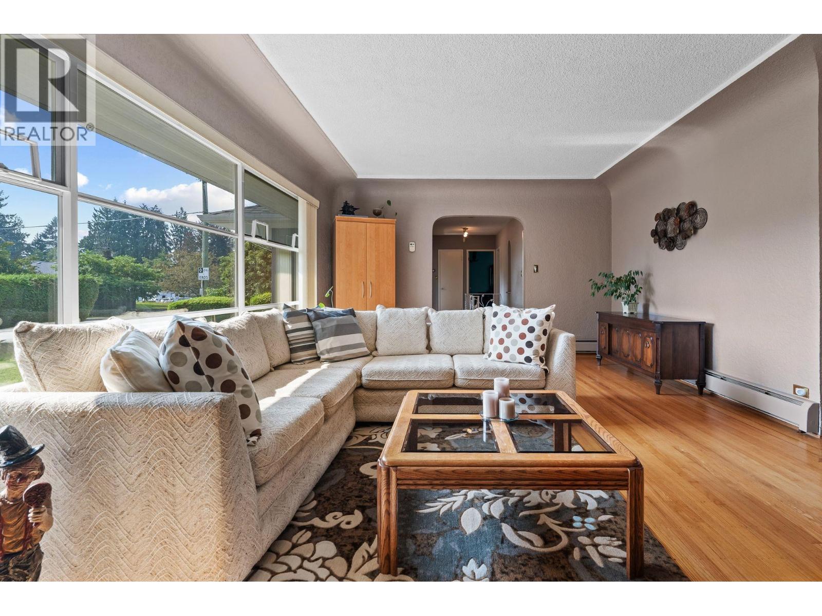 3455 Highland Boulevard, North Vancouver, British Columbia V7R 2Y3 - Photo 2 - R3154726