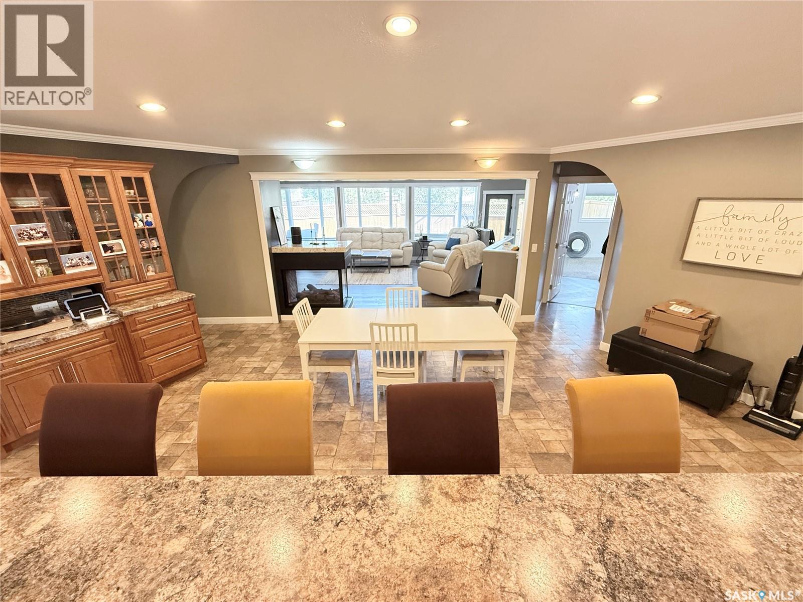 3 Mclelland Bay, Weyburn, Saskatchewan  S4H 2V3 - Photo 12 - SK045411
