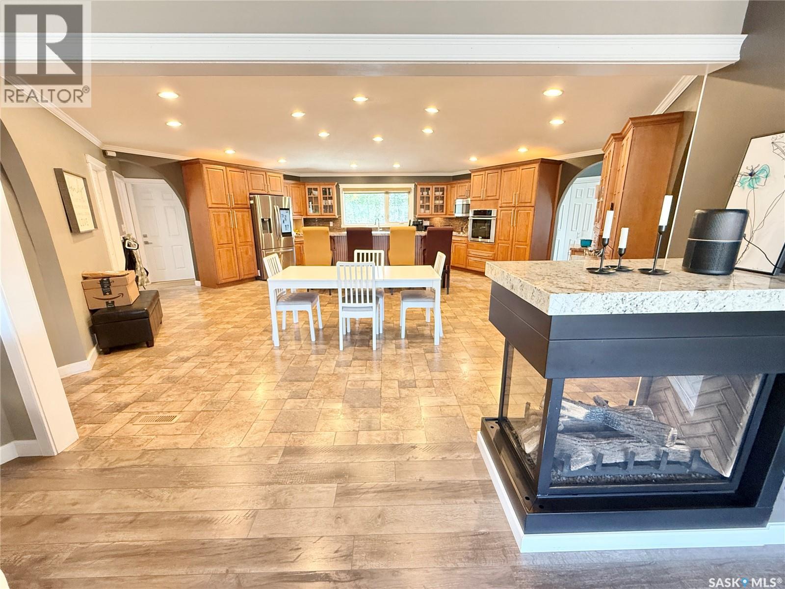 3 Mclelland Bay, Weyburn, Saskatchewan  S4H 2V3 - Photo 17 - SK045411