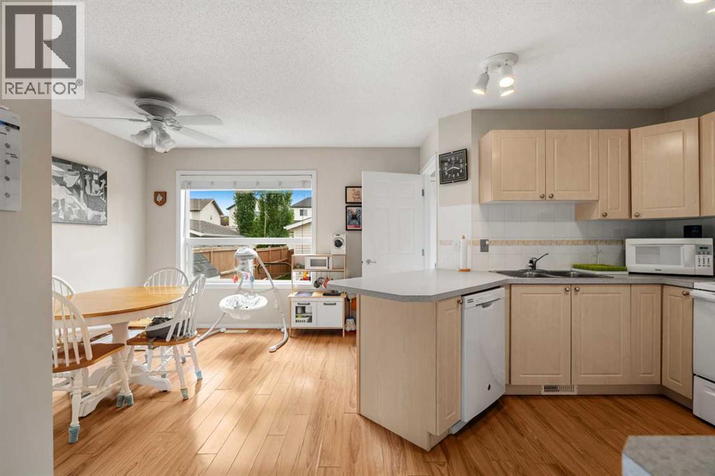 172 Citadel Bluff Close Nw, Calgary, Alberta  T3G 5E3 - Photo 7 - A2327122