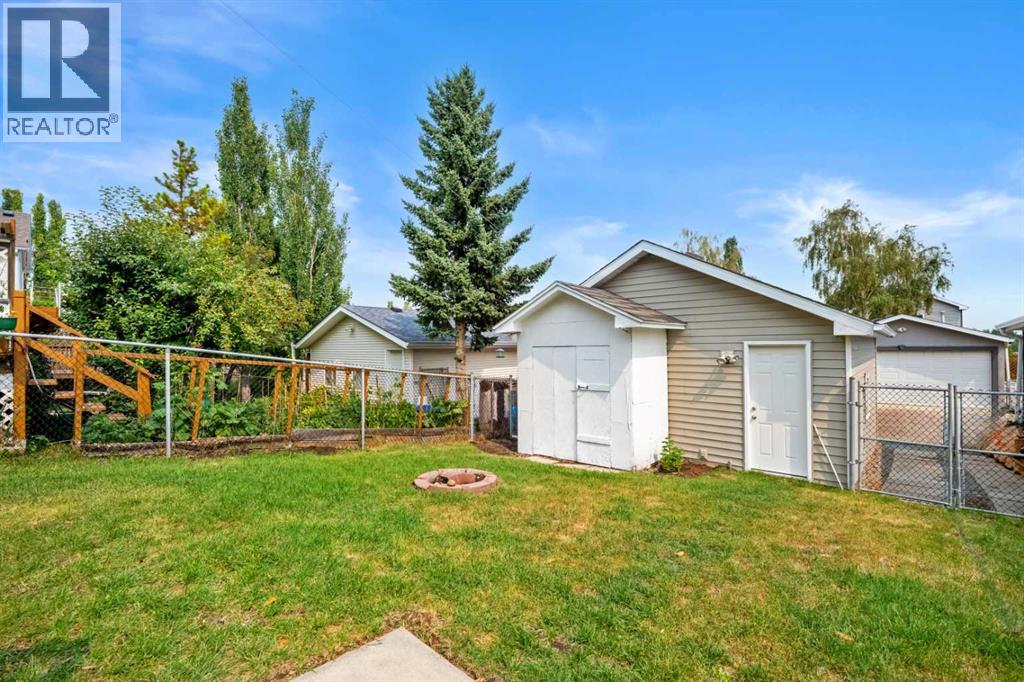 91 Hidden Crescent NW, Calgary, Alberta  T3A 5L4 - Photo 32 - A2336261