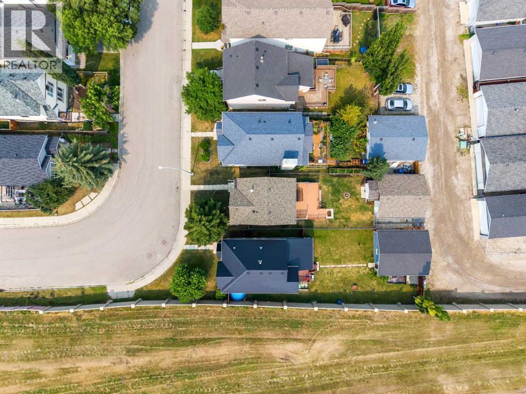 91 Hidden Crescent NW, Calgary, Alberta  T3A 5L4 - Photo 39 - A2336261