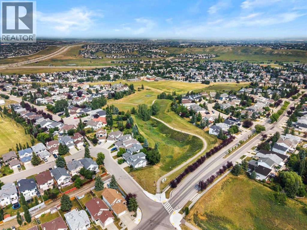 91 Hidden Crescent NW, Calgary, Alberta  T3A 5L4 - Photo 43 - A2336261