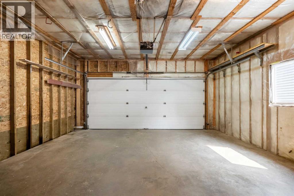 91 Hidden Crescent NW, Calgary, Alberta  T3A 5L4 - Photo 36 - A2336261
