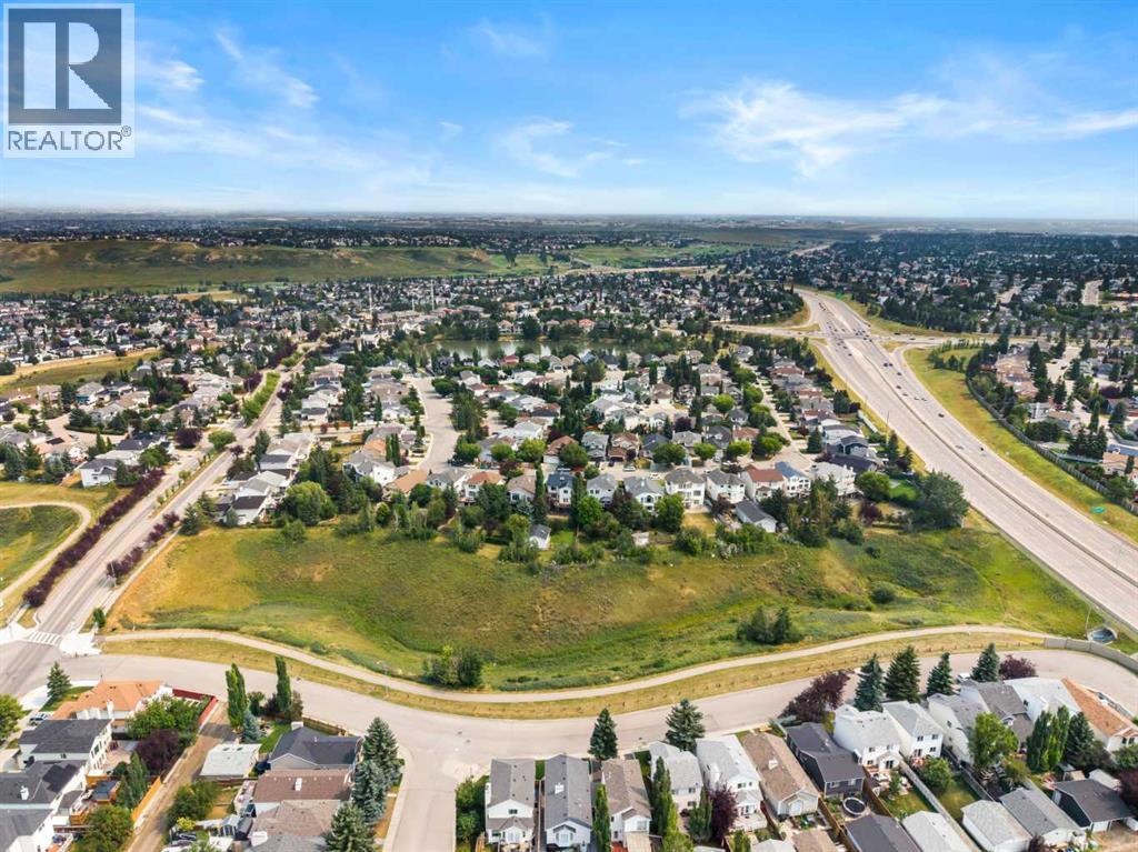 91 Hidden Crescent NW, Calgary, Alberta  T3A 5L4 - Photo 44 - A2336261