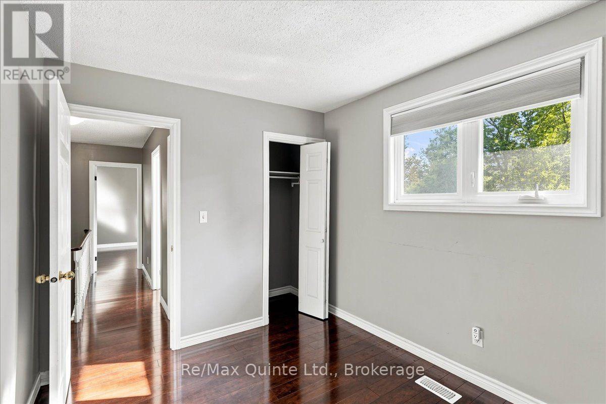 12 Brimley Court, Belleville, Ontario  K8N 5L5 - Photo 12 - X13668908