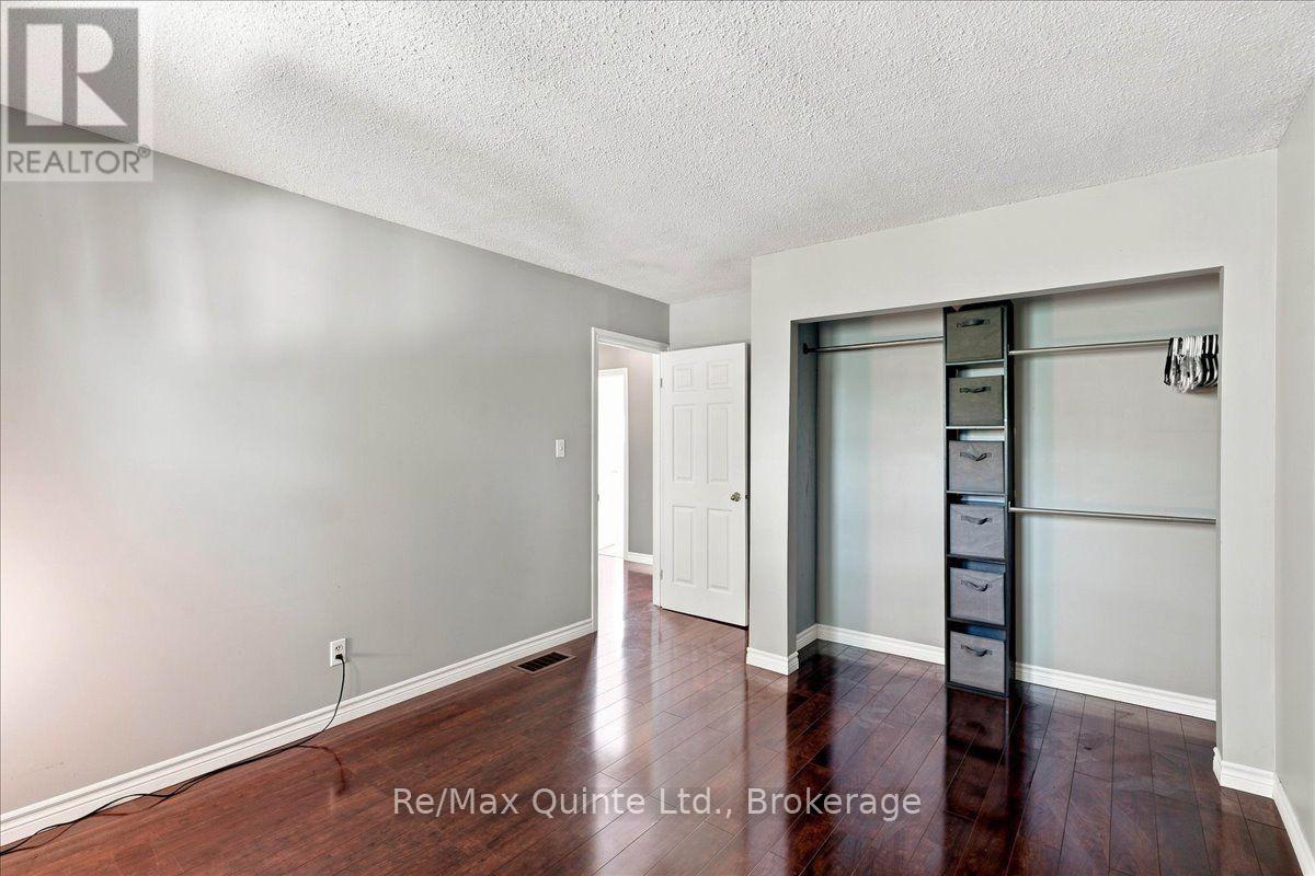 12 Brimley Court, Belleville, Ontario  K8N 5L5 - Photo 13 - X13668908