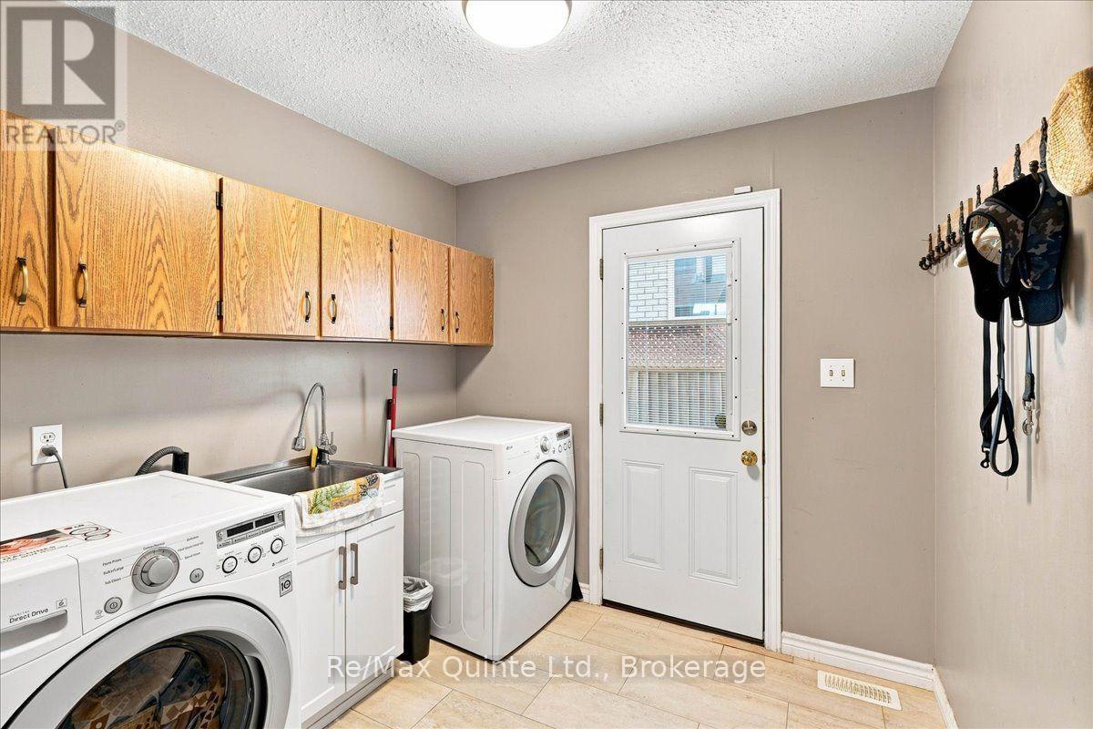 12 Brimley Court, Belleville, Ontario  K8N 5L5 - Photo 15 - X13668908