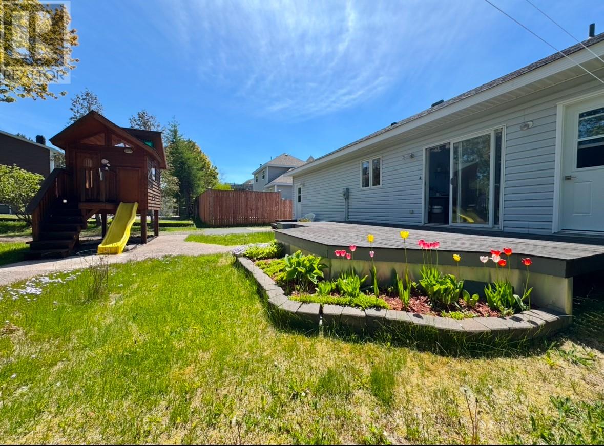 12 Sandy Street, Clarenville, Newfoundland & Labrador  A5A 4N3 - Photo 11 - 1299478