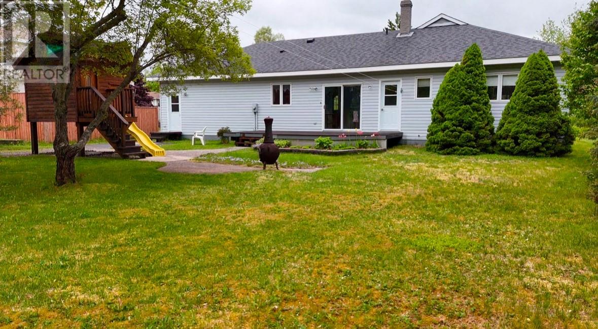 12 Sandy Street, Clarenville, Newfoundland & Labrador  A5A 4N3 - Photo 9 - 1299478