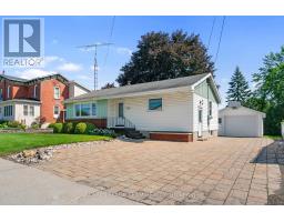 573 ST LAWRENCE STREET, North Dundas, Ontario