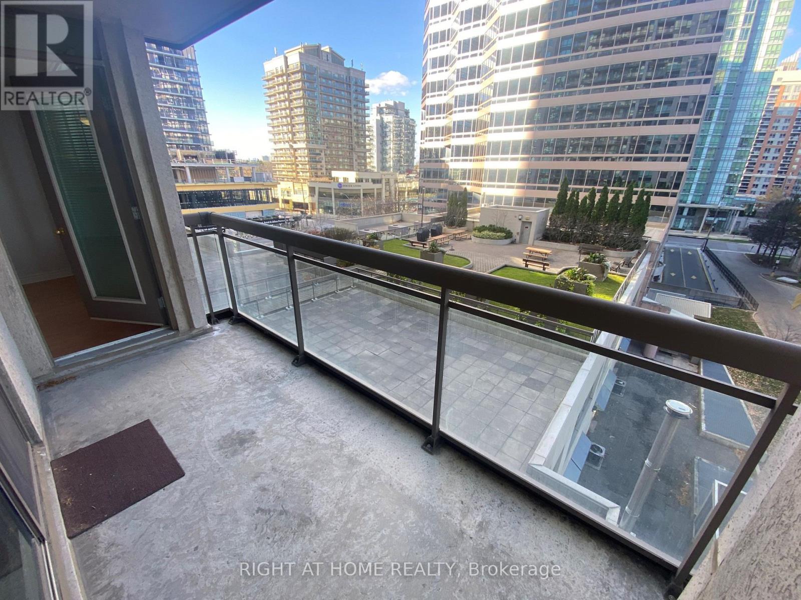 603 - 18 Parkview Avenue, Toronto, Ontario  M2N 7H7 - Photo 13 - C13668920
