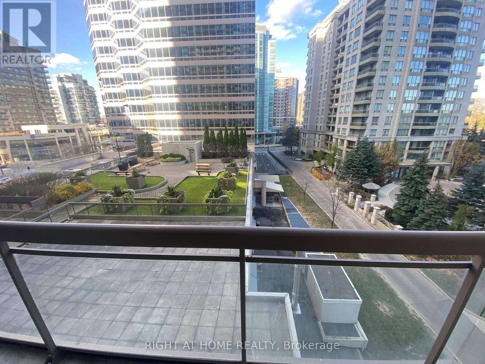 603 - 18 Parkview Avenue, Toronto, Ontario  M2N 7H7 - Photo 14 - C13668920