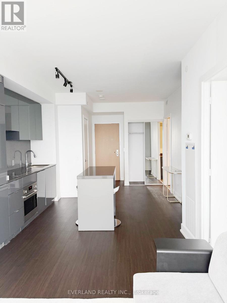 5706 - 7 Grenville Street, Toronto, Ontario  M4Y 0E9 - Photo 9 - C13668922