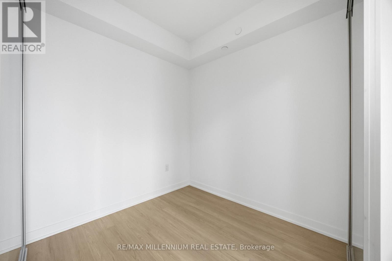 1703 - 15 Salomon Drive, Toronto, Ontario  M3C 0T2 - Photo 23 - C13668958
