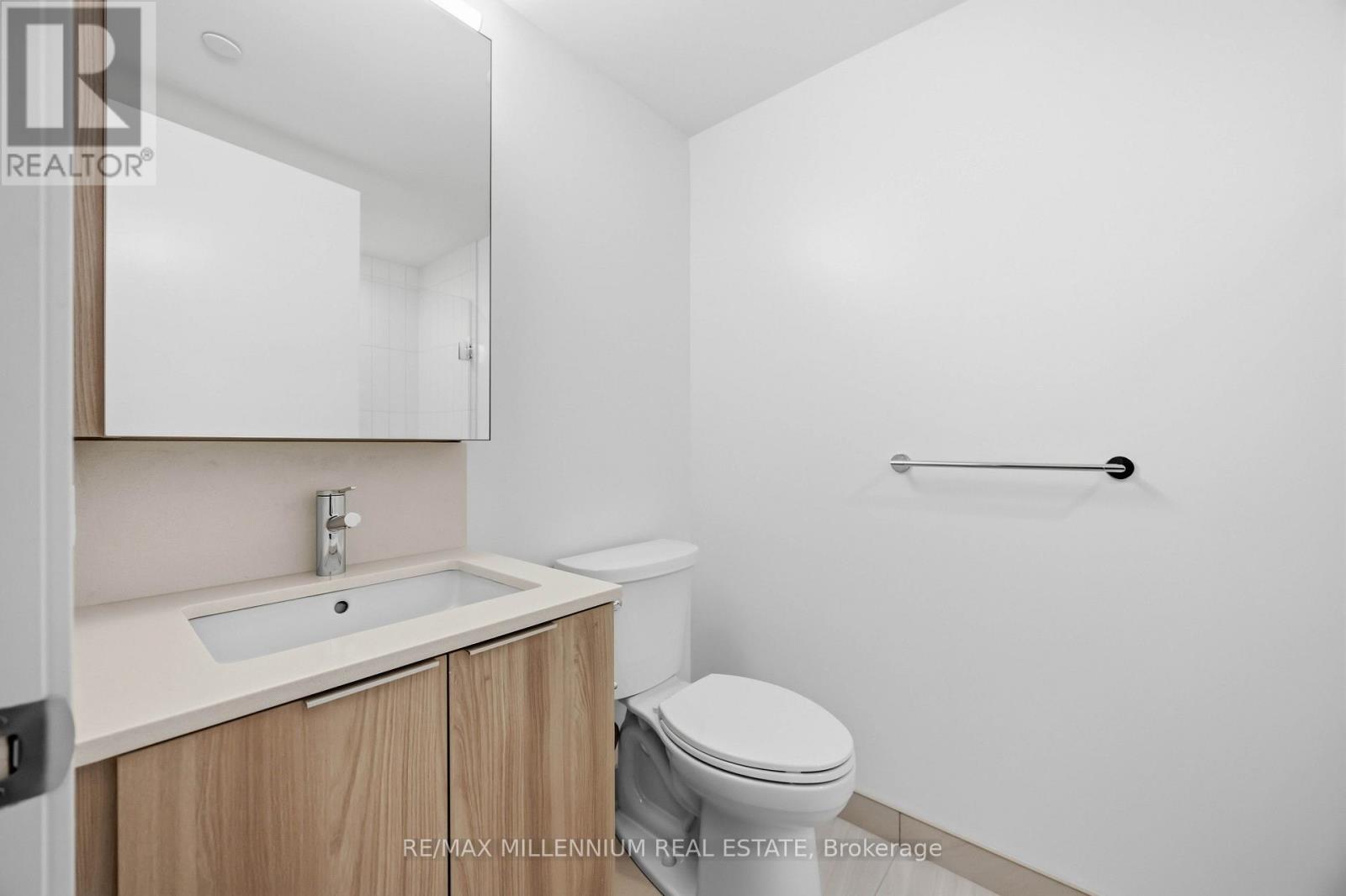 1703 - 15 Salomon Drive, Toronto, Ontario  M3C 0T2 - Photo 28 - C13668958
