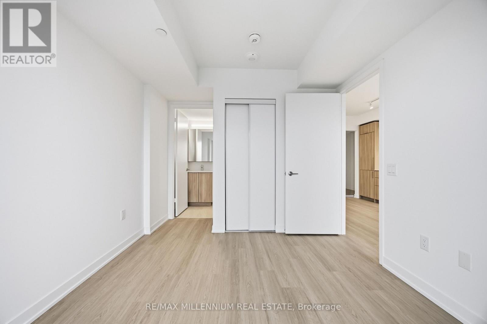 1703 - 15 Salomon Drive, Toronto, Ontario  M3C 0T2 - Photo 32 - C13668958