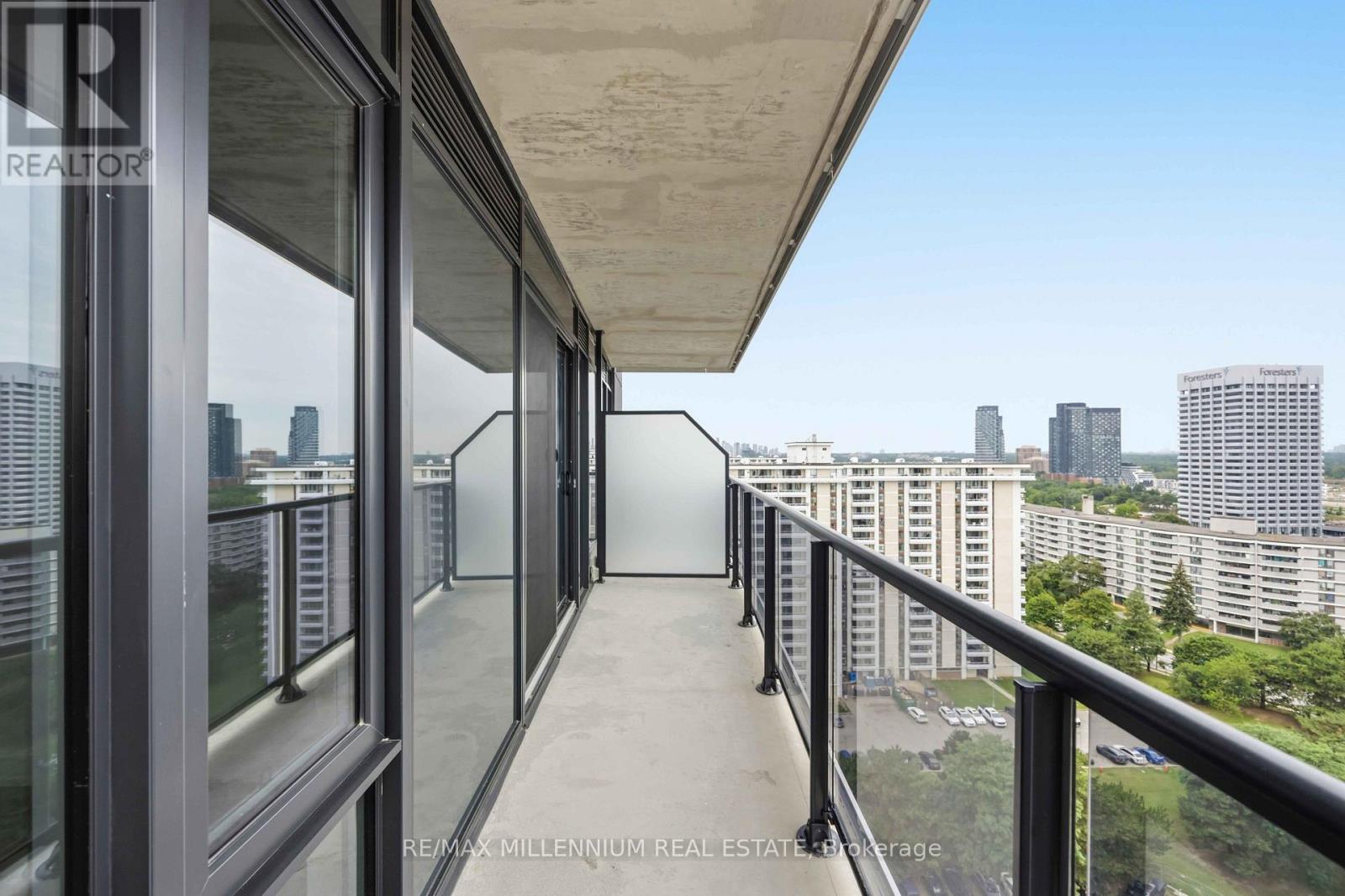 1703 - 15 Salomon Drive, Toronto, Ontario  M3C 0T2 - Photo 36 - C13668958