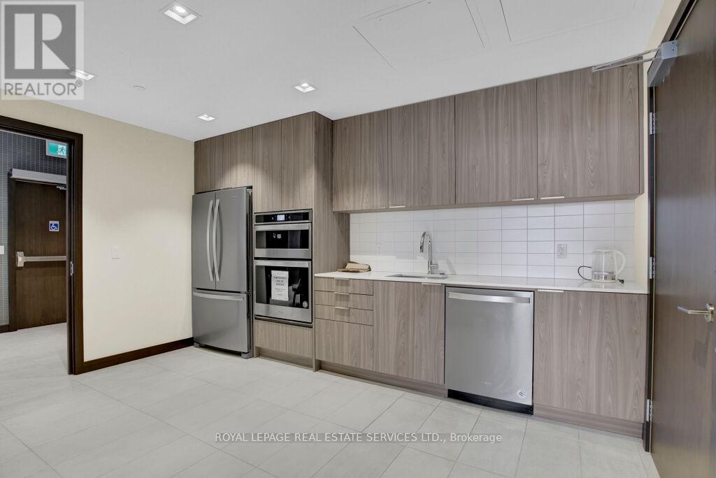 101 - 2 Sonic Way, Toronto, Ontario M3C 0P2 - Photo 15 - C13668974