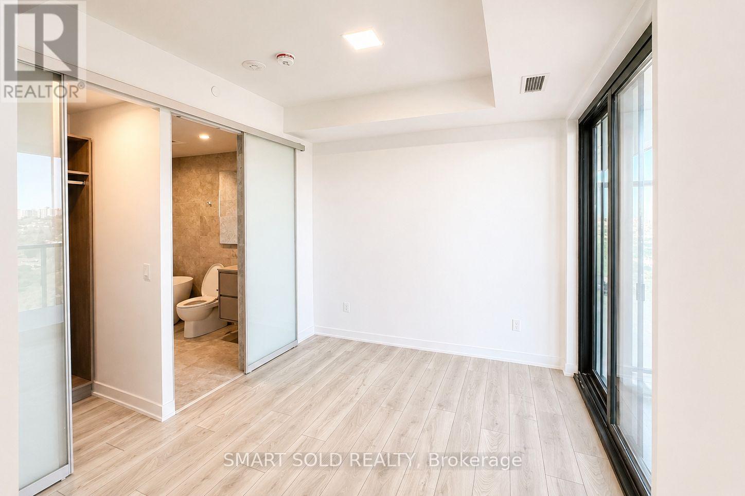 1501 - 29 Green Trail Court, Toronto, Ontario  M2K 0J9 - Photo 4 - C13669008