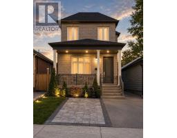 611 NORTHCLIFFE BOULEVARD, Toronto, Ontario