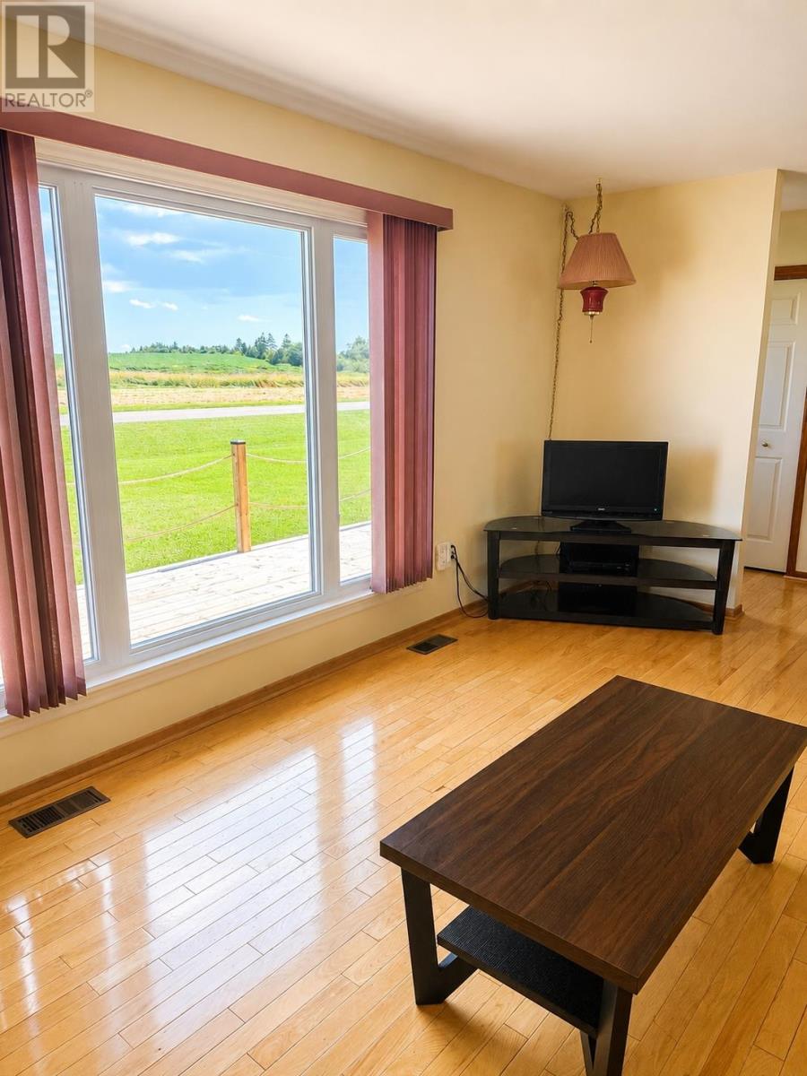 8569 Rte 14, Campbellton, Prince Edward Island  C0B 1E0 - Photo 2 - 202610183