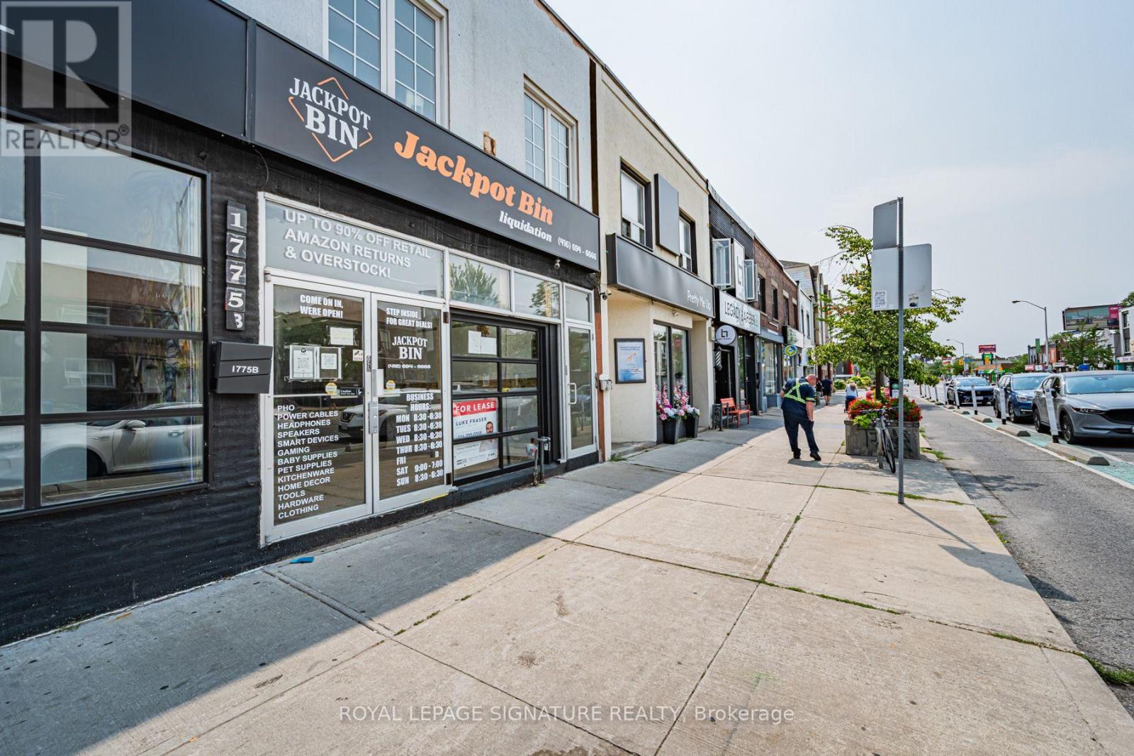 1775a Danforth Avenue, Toronto, Ontario  M4C 1J1 - Photo 3 - E13668918