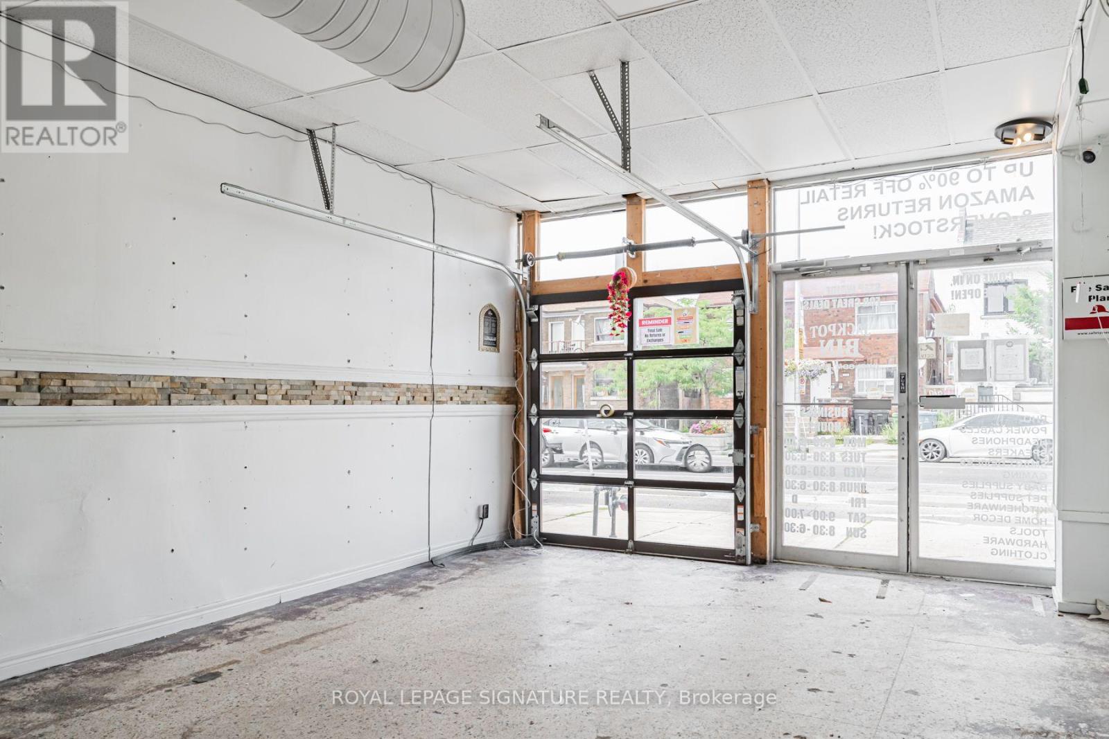 1775a Danforth Avenue, Toronto, Ontario  M4C 1J1 - Photo 8 - E13668918